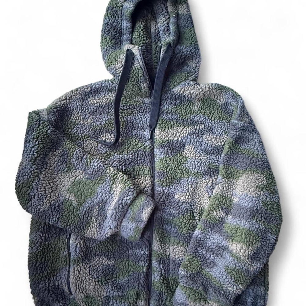 Offline by Aerie Camo‎ Sherpa Fleece Zip Up Hoodie Cozy Teddy Jacket Small